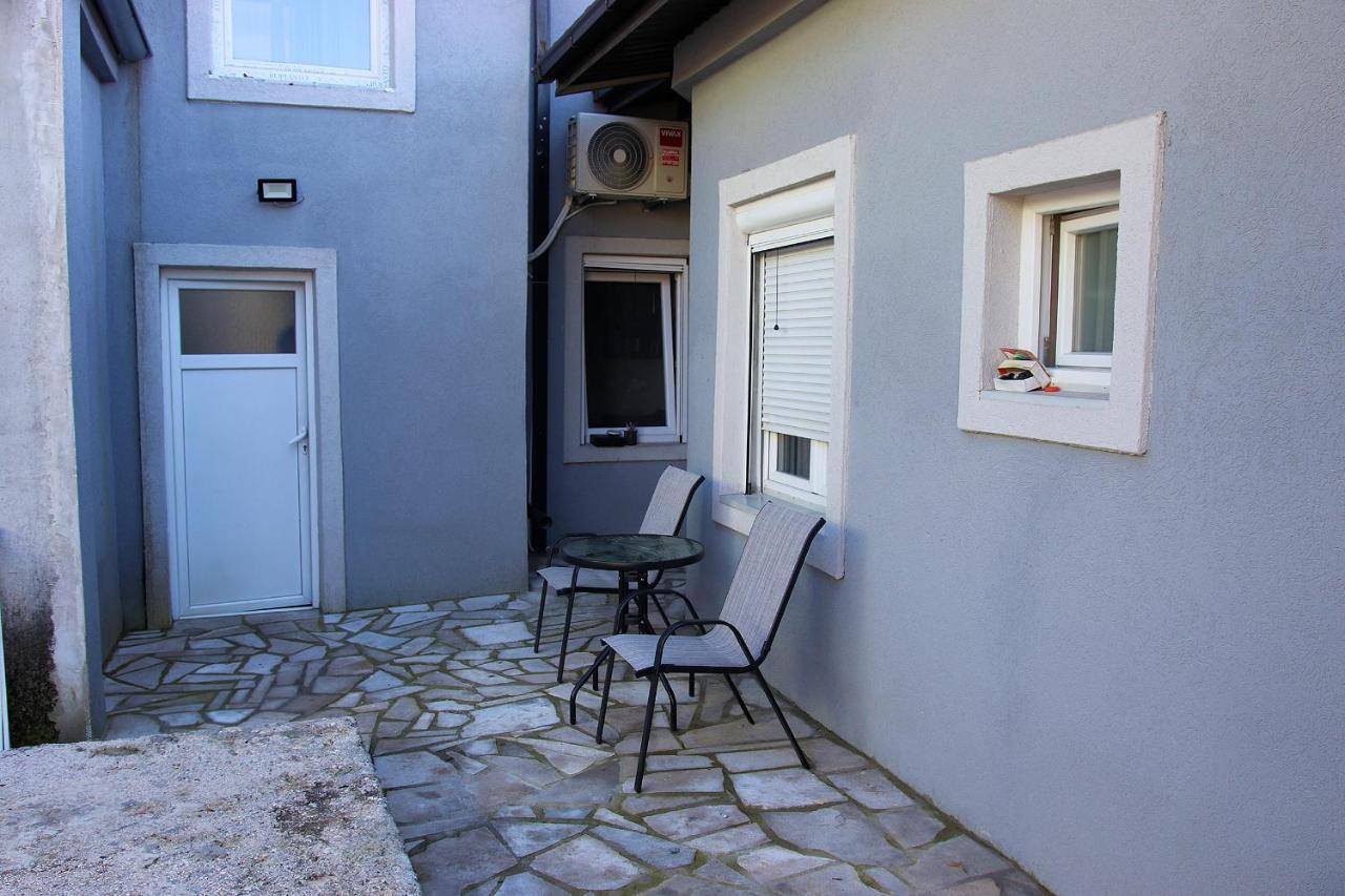Apartmani 15 Cetynia Zewnętrze zdjęcie