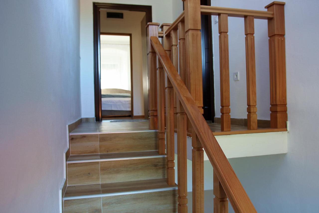 Apartmani 15 Cetynia Zewnętrze zdjęcie