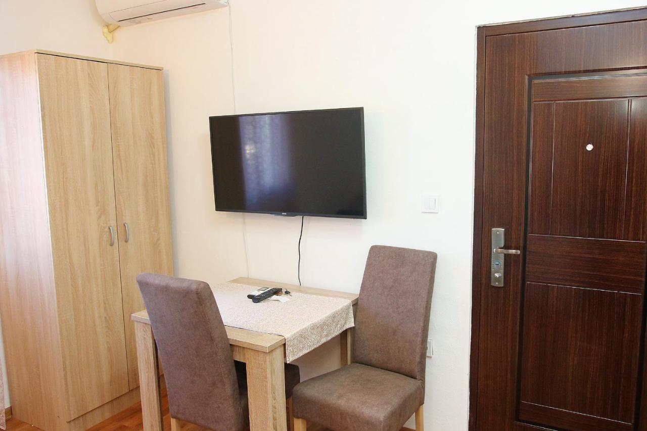 Apartmani 15 Cetynia Zewnętrze zdjęcie