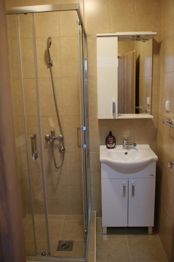 Apartmani 15 Cetynia Zewnętrze zdjęcie