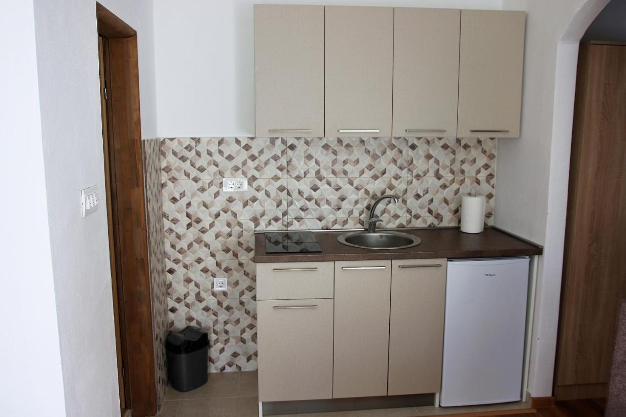 Apartmani 15 Cetynia Zewnętrze zdjęcie