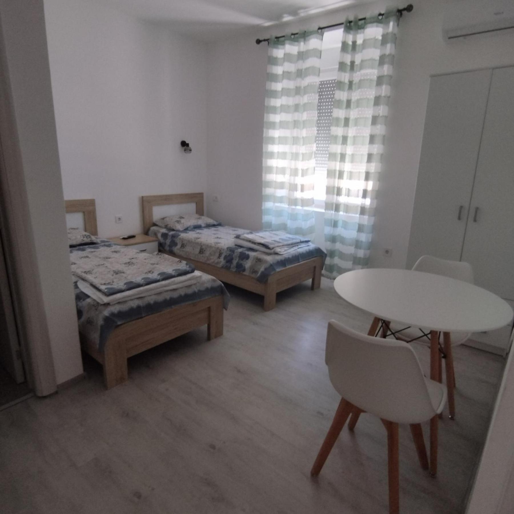 Apartmani 15 Cetynia Zewnętrze zdjęcie