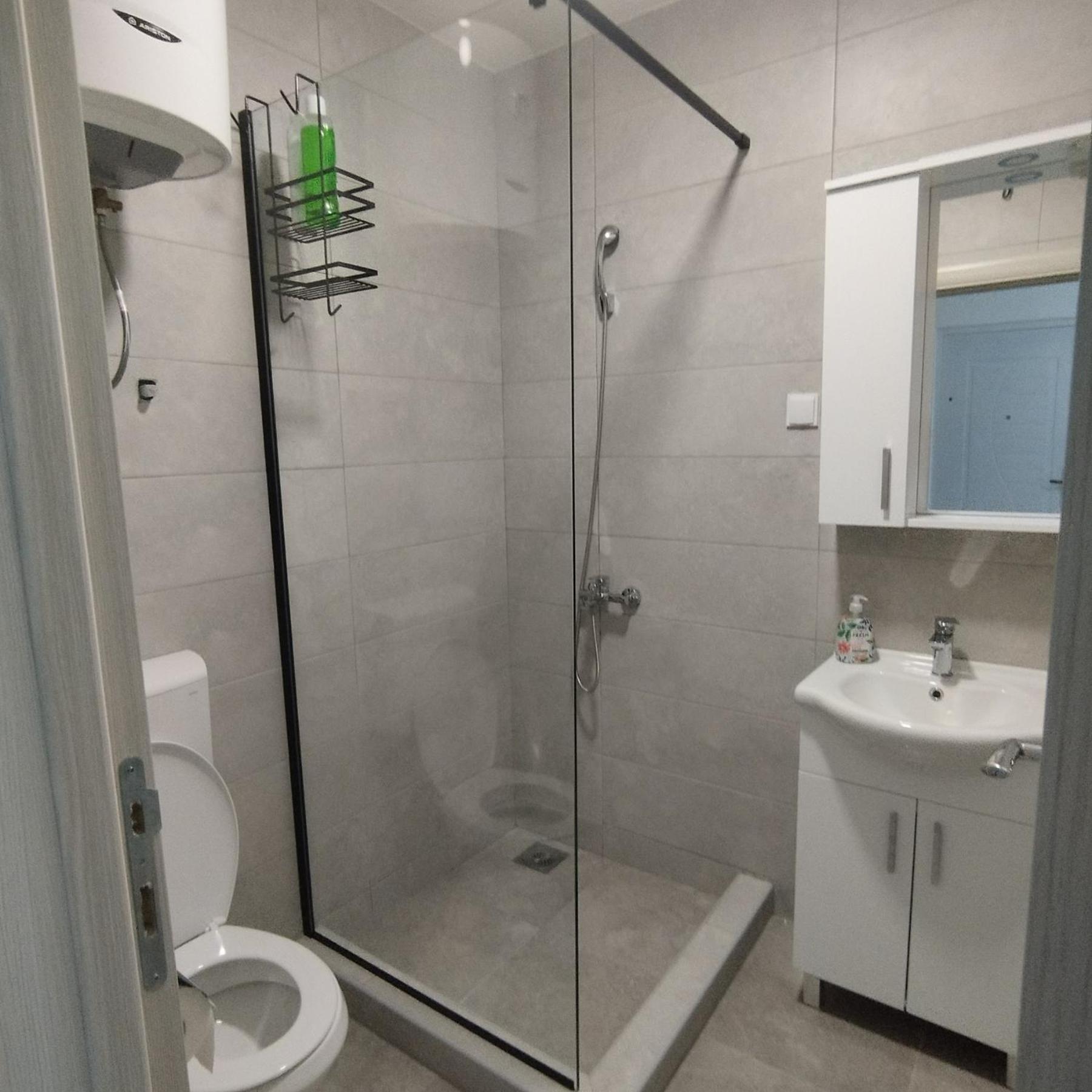 Apartmani 15 Cetynia Zewnętrze zdjęcie